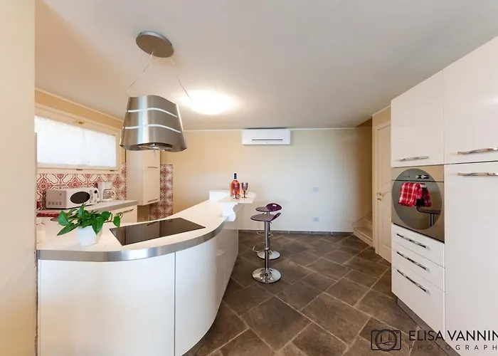 La Gemma بالايا