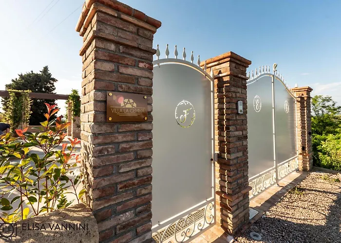 فيلة La Gemma بالايا